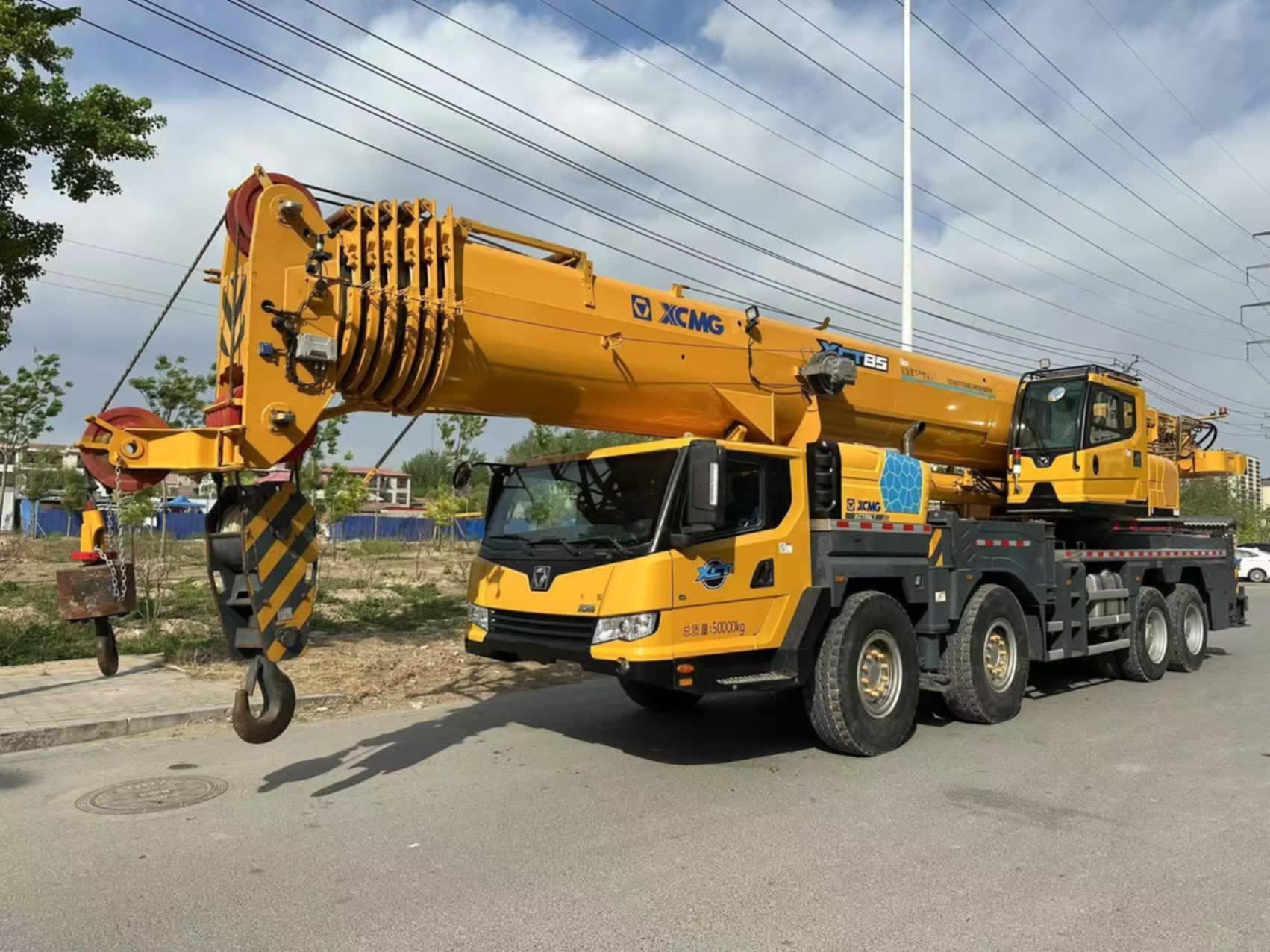 Xe cẩu chuyên dụng 80 tấn
