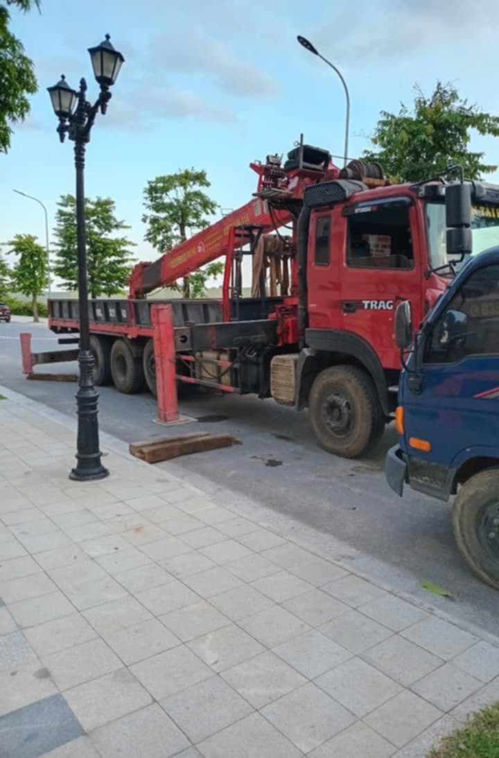 Xe cẩu tự hành 15 tấn